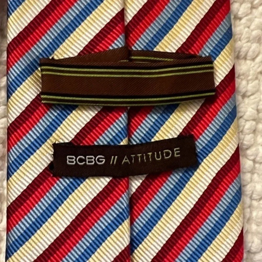 BCBG Attitude‎ Men’s Striped Neck Tie